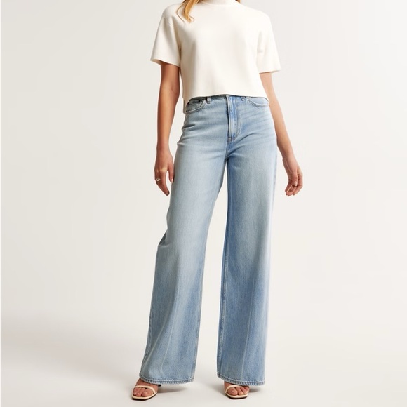 Abercrombie & Fitch Wide Leg High Rise Jeans Size 25/0L - Picture 1 of 5